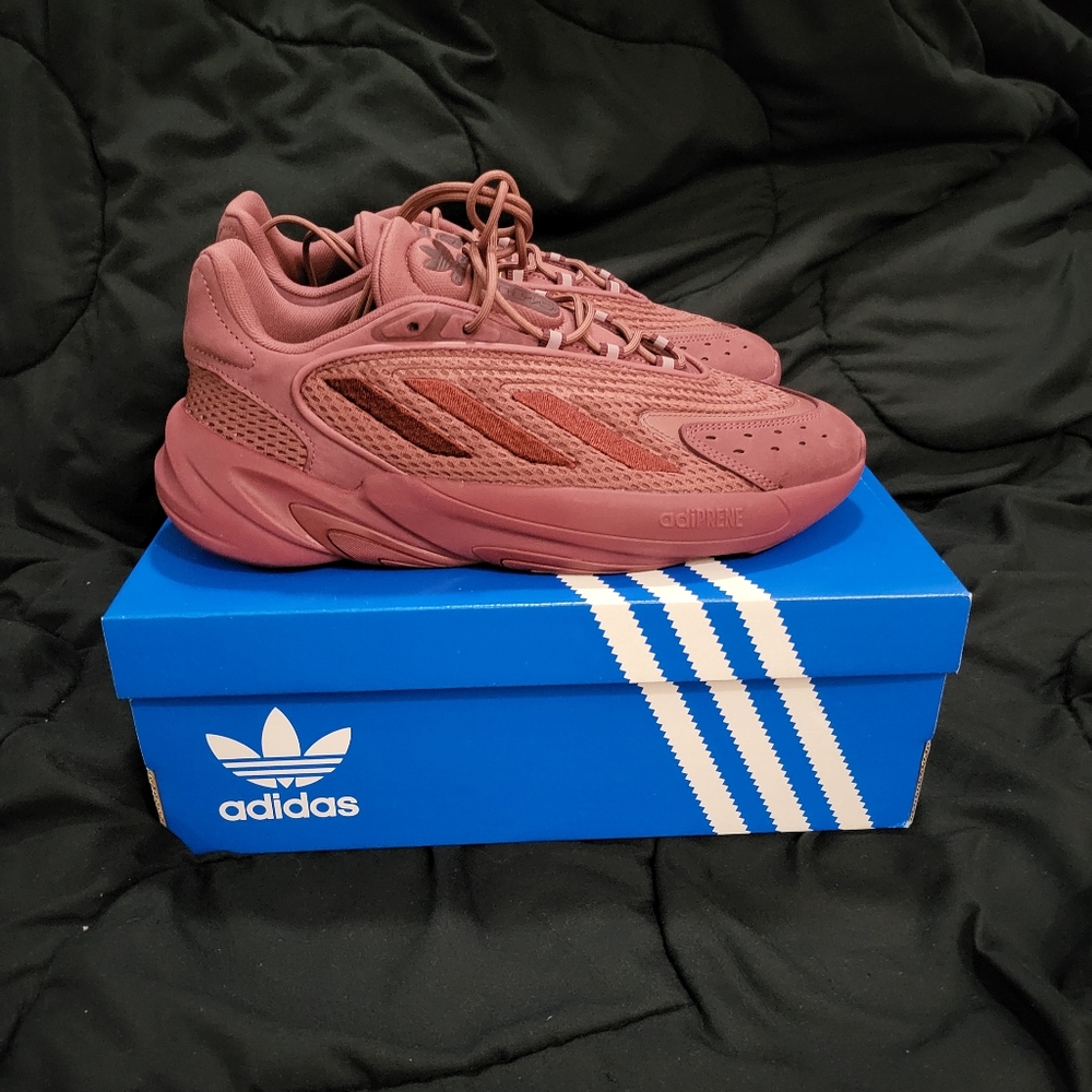 Adidas Ozelia